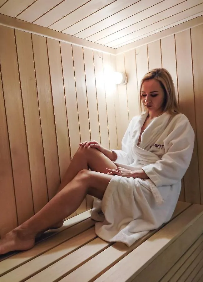 Summit Apart Hotel Kyiv