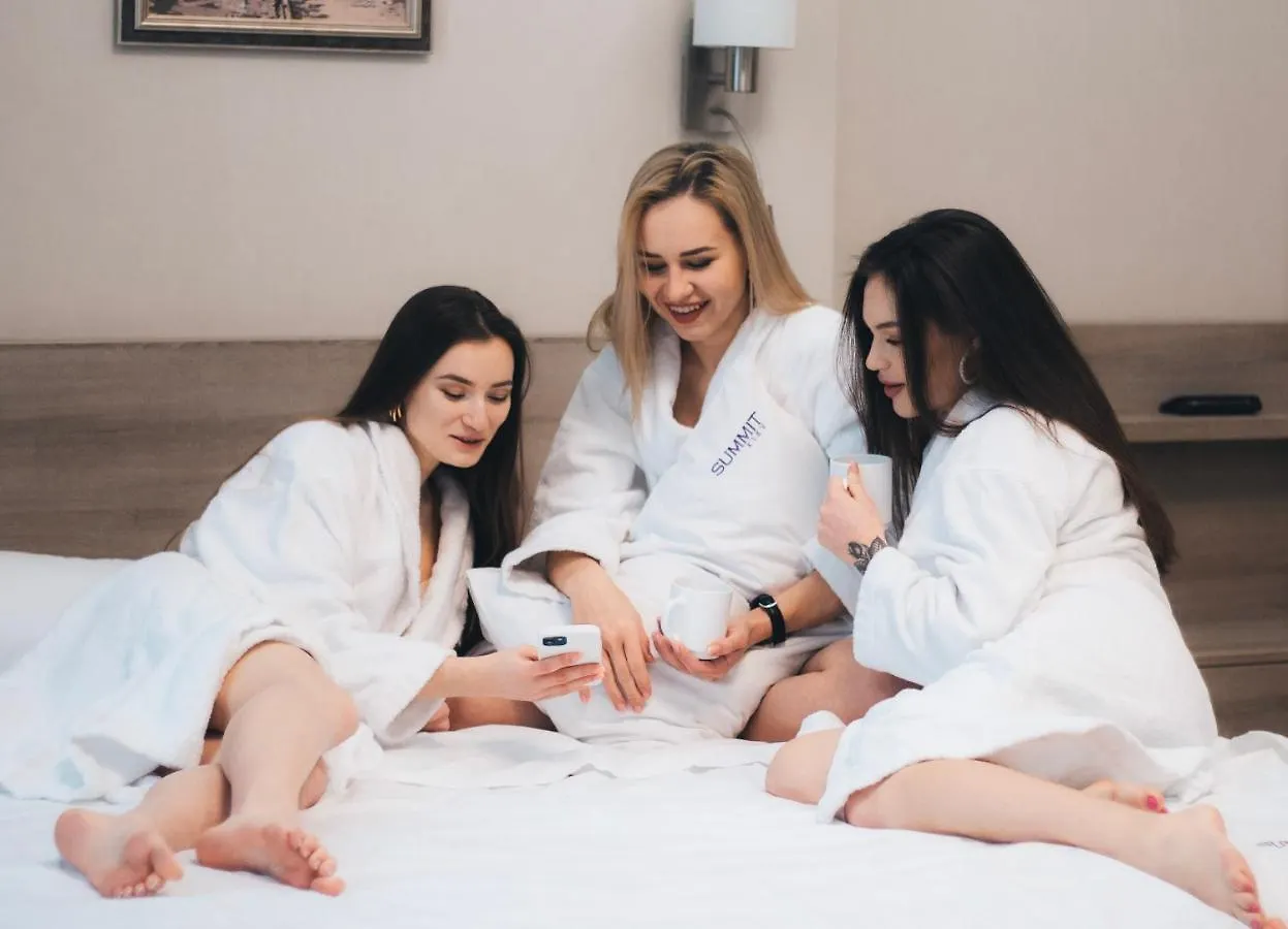 ***  Summit Apart Hotel Kyiv Ukraine