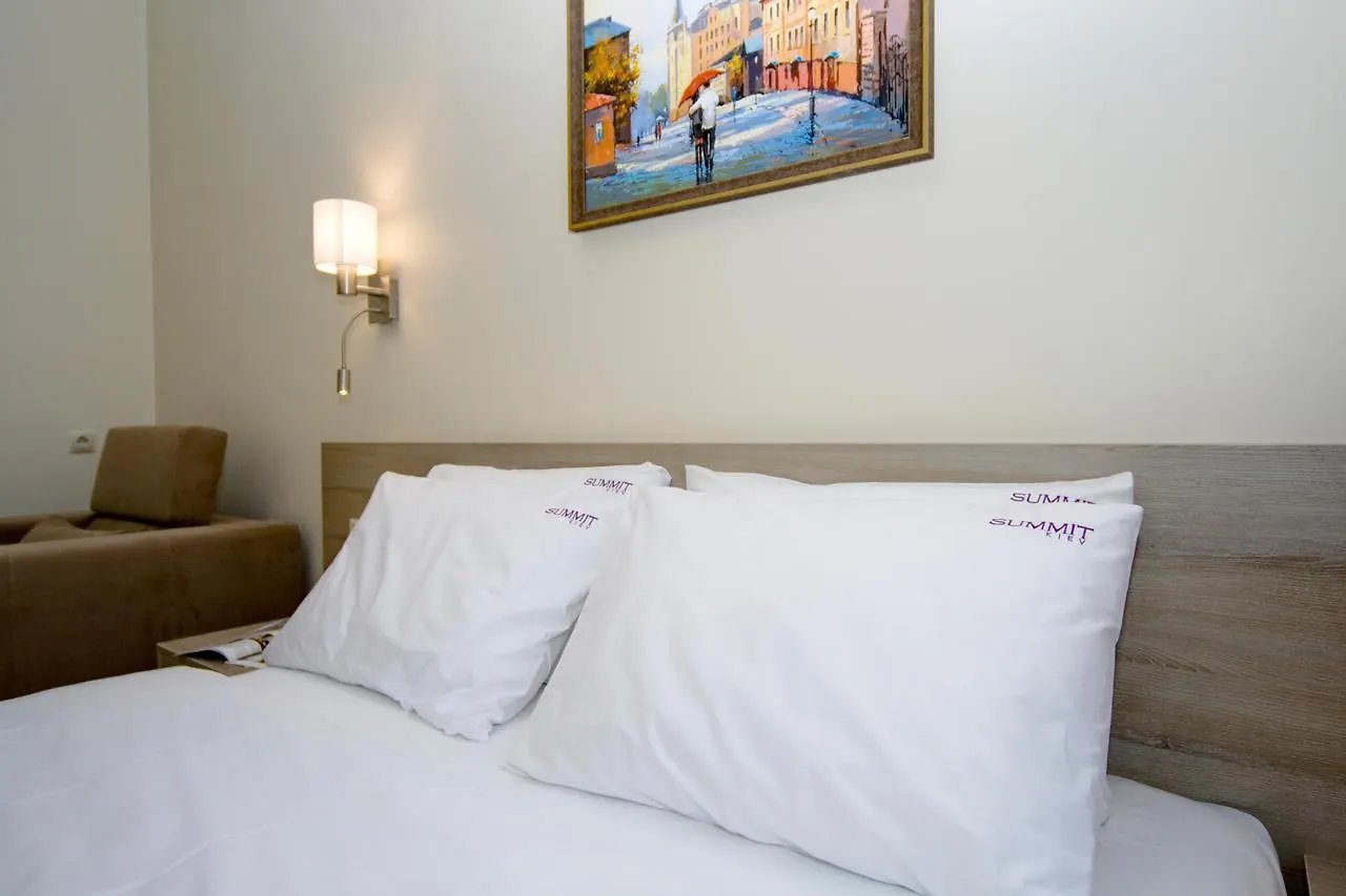 Summit Apart Hotel Kyiv